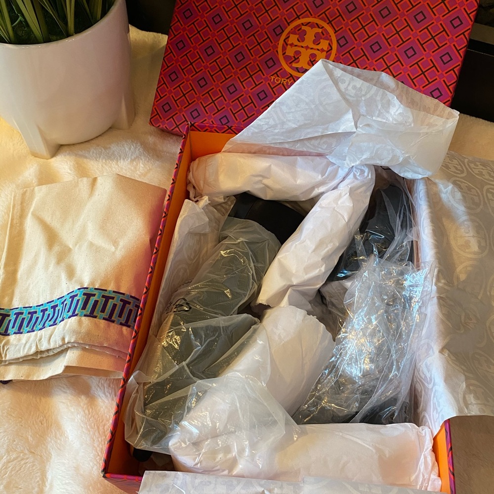 “Brand New”Tory Burch Miller Loafer - Picture 7 of 7